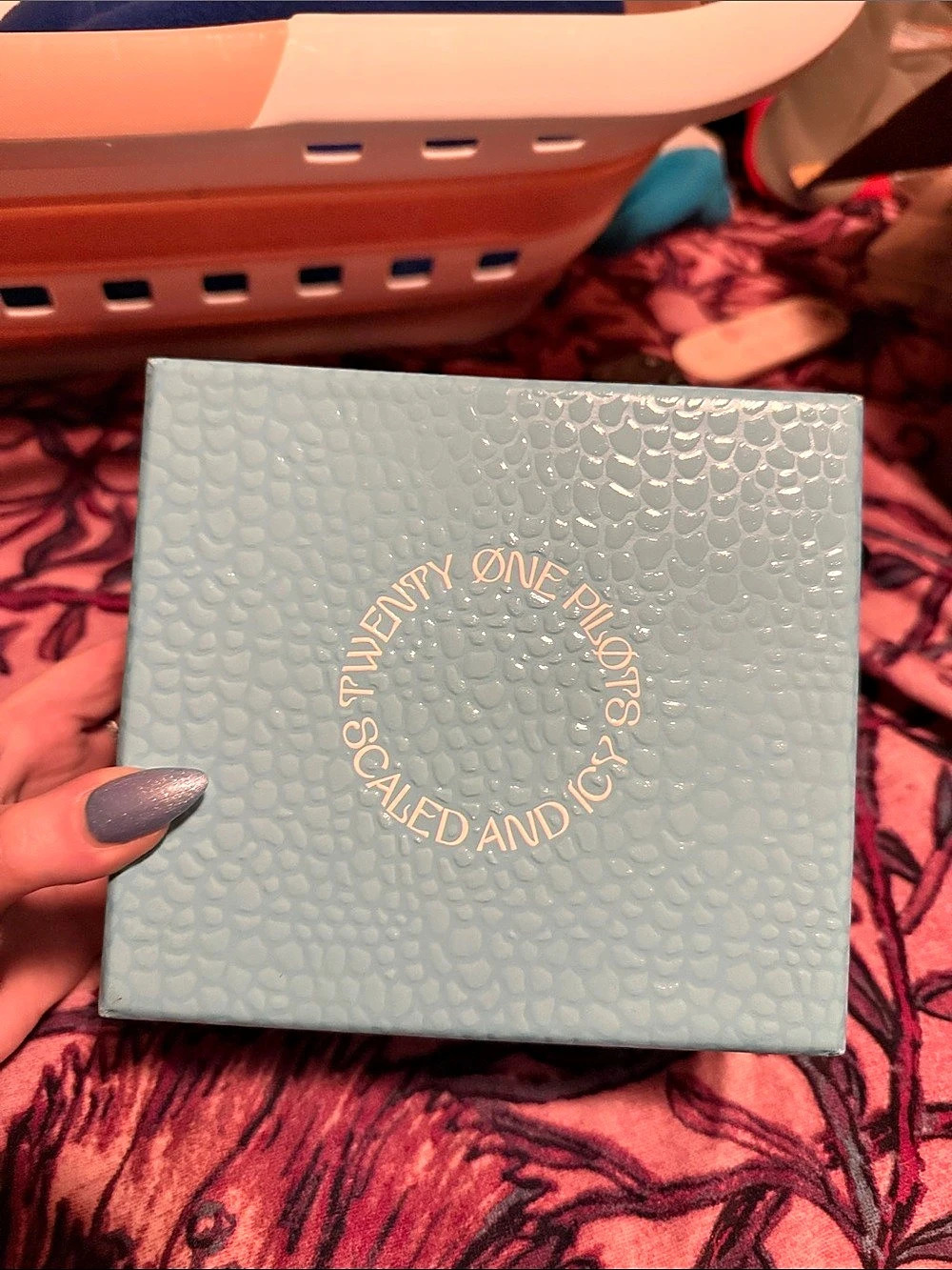 twenty one pilots scaled & icy box